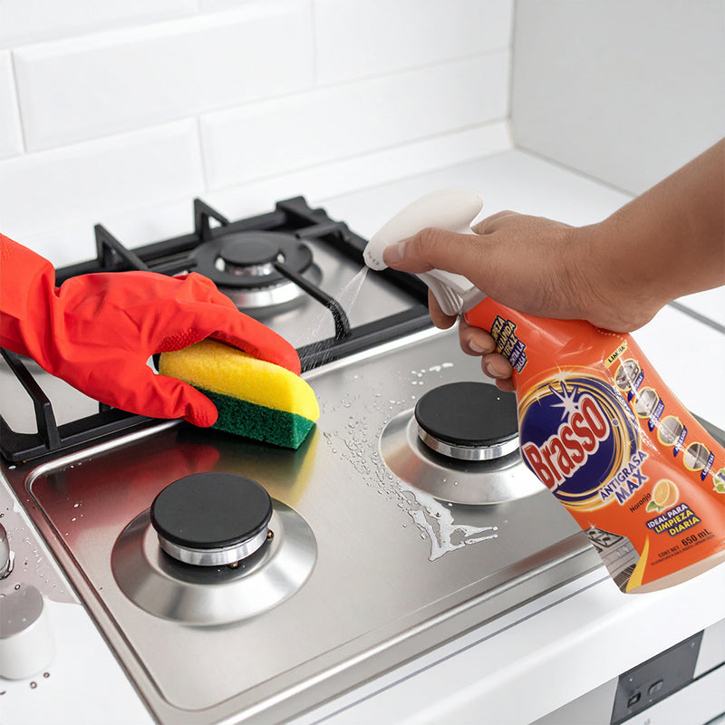 Brasso Antigrasa con Atomizador de 650 ml / 1 pieza 55124