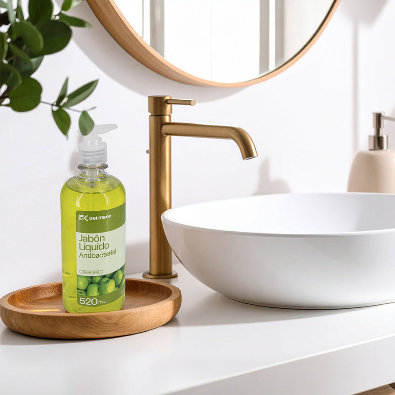 Gel Kleen Jabón Manzana Antibacterial 520 ml / 1 pieza 31117
